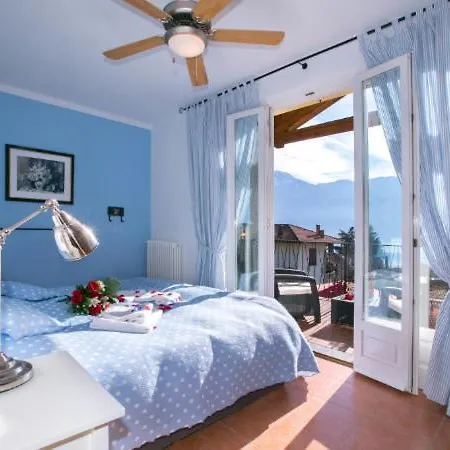 Sleeps 7 *